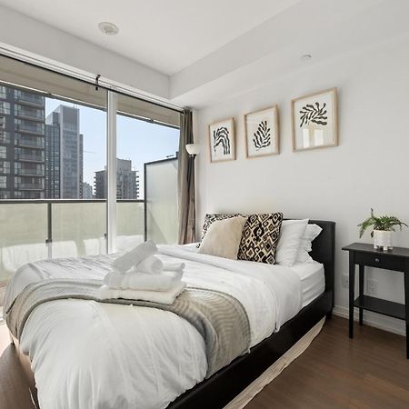 Downtown Toronto Condos Exterior foto